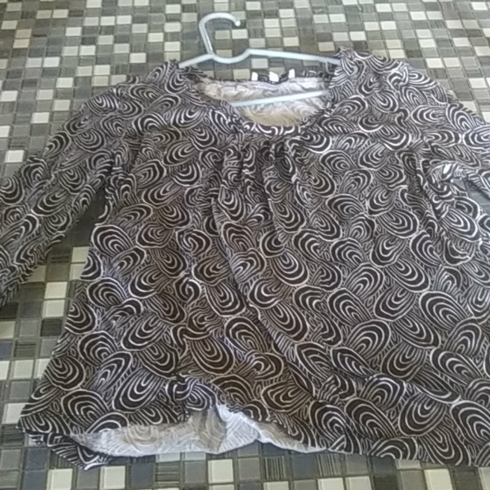 Long sleeve shirt